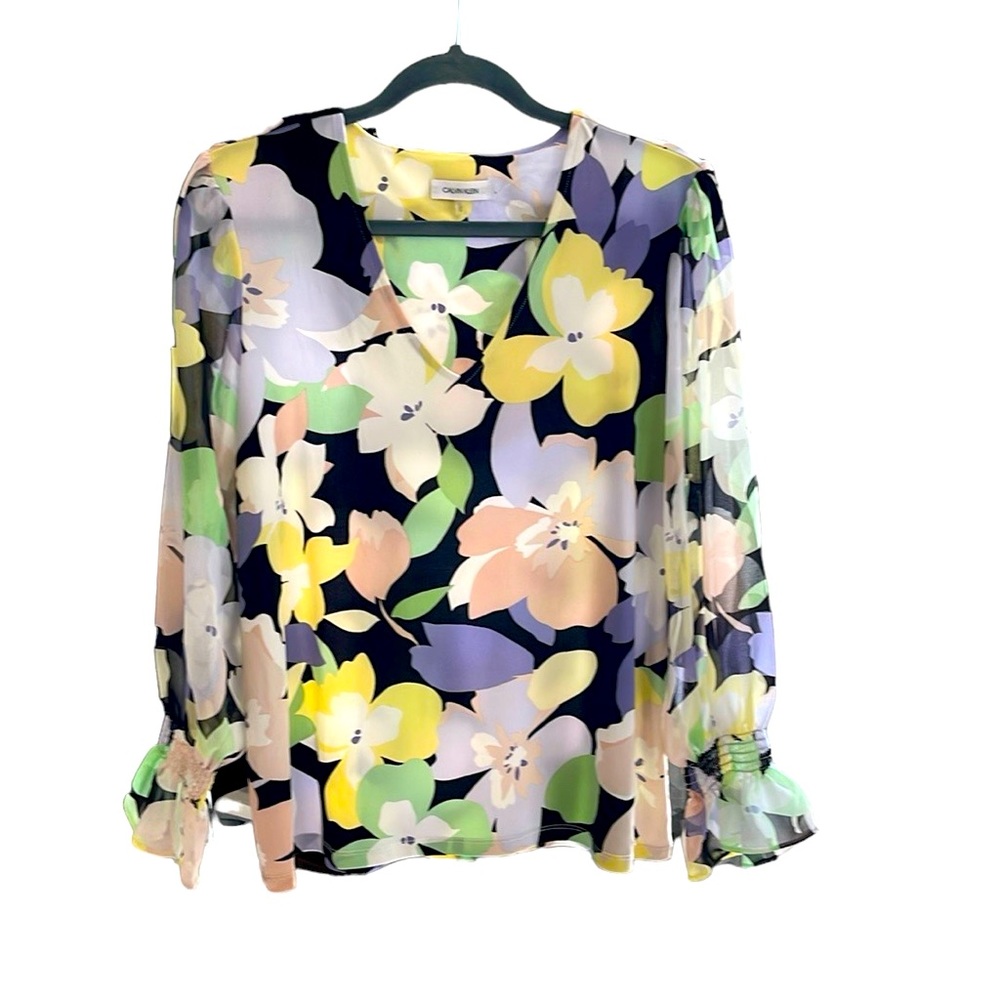 Calvin Klein pastel V-neck, long sleeve blouse, semi sheer sleeves, size Large